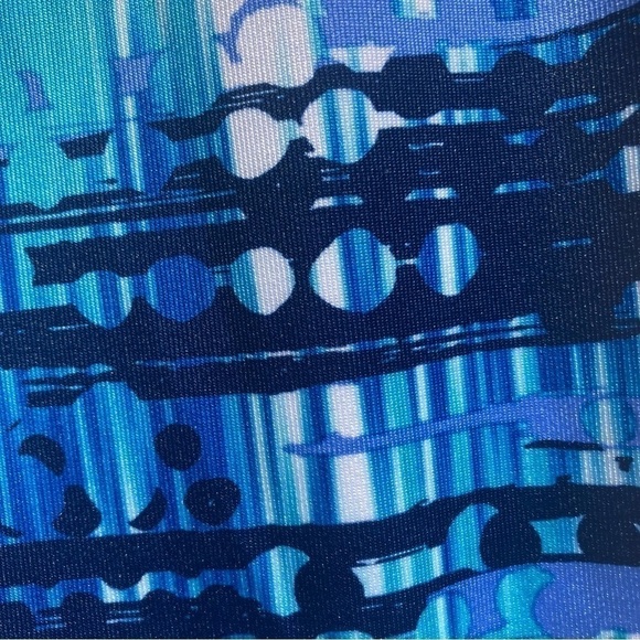 RBX blue patterned 3/4 length athletic pants, size SP - Picture 3 of 11